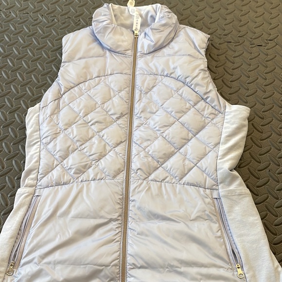 Lululuemon puffer vest size 8 - Picture 1 of 1